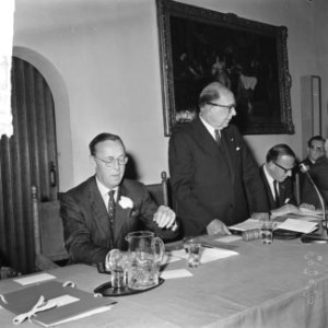 Prins Bernhard aanwezig bij het Colloquium Europa en Toekomst te Den Haag , Pr, Bestanddeelnr 917-8104