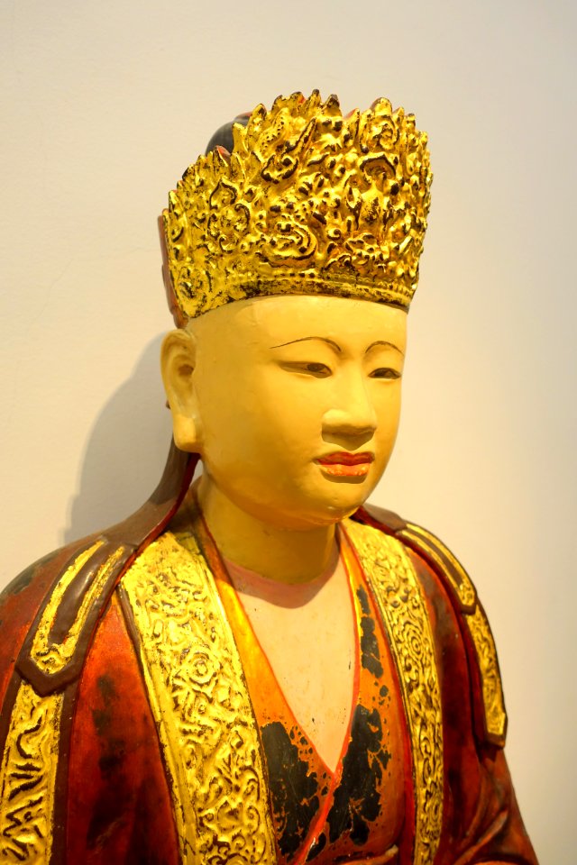 Princess Le Thi Ngoc Duyen, view 2, But Thap pagoda, Bac Ninh province, 1647 AD, lacquered wood - Vietnam National Museum of Fine Arts - Hanoi, Vietnam - DSC04905