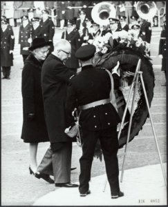 President Heinemann van West-Duitsland.en zijn vrouw arriveerden in Amsterdam vo, Bestanddeelnr 136-0852
