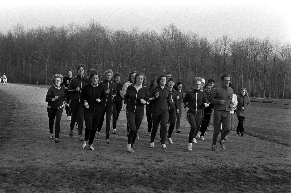 Prestatieloop van Amsterdamse wielerclub La Champion in Amsterdamse Bos, actie, Bestanddeelnr 925-2647