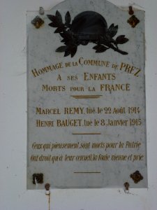 Prez (Ardennes) église, plaquette monument aux morts