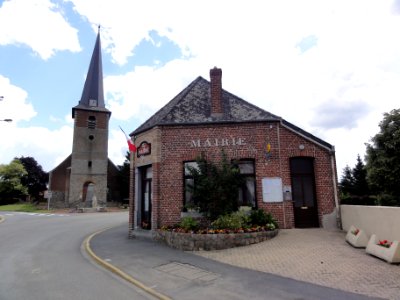 Preux-aux-Bois (Nord, Fr) mairie, église