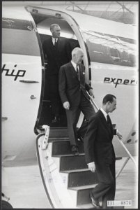 Prins Bernhard bracht met zijn Luxemburgse gast groothertog Jan een bezoek aan d, Bestanddeelnr 111-0876