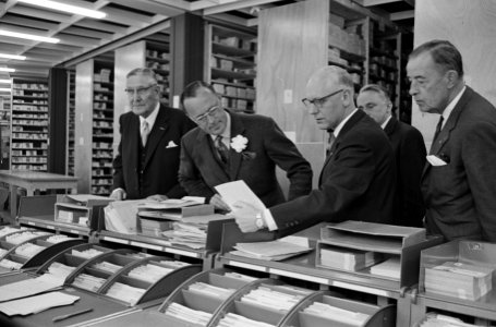 Prins Bernhard opende nieuw gebouw ANWB in Den Haag, Bestanddeelnr 913-9254