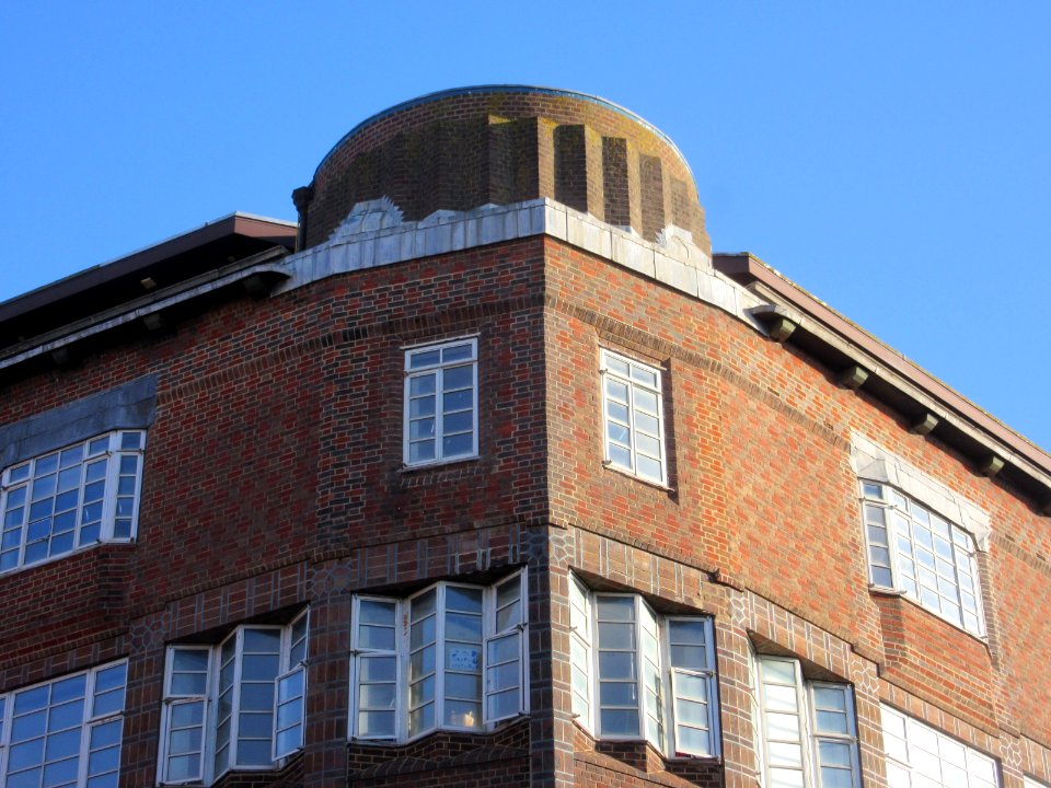 Princes House, North Street, Brighton (December 2016) (Tower and Corner Windows)