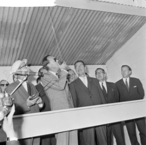 Prins Bernhard bezocht in aanbouw zijnd stadproject te Delft, Bestanddeelnr 918-2139