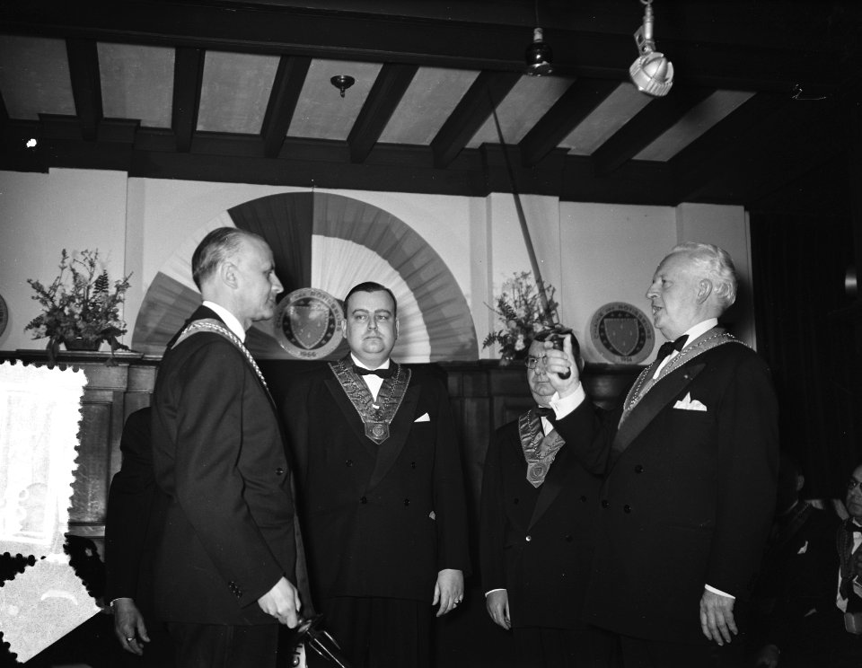 Prins Bernhard benoemd tot Chevalier dHonneur, Bestanddeelnr 907-6260