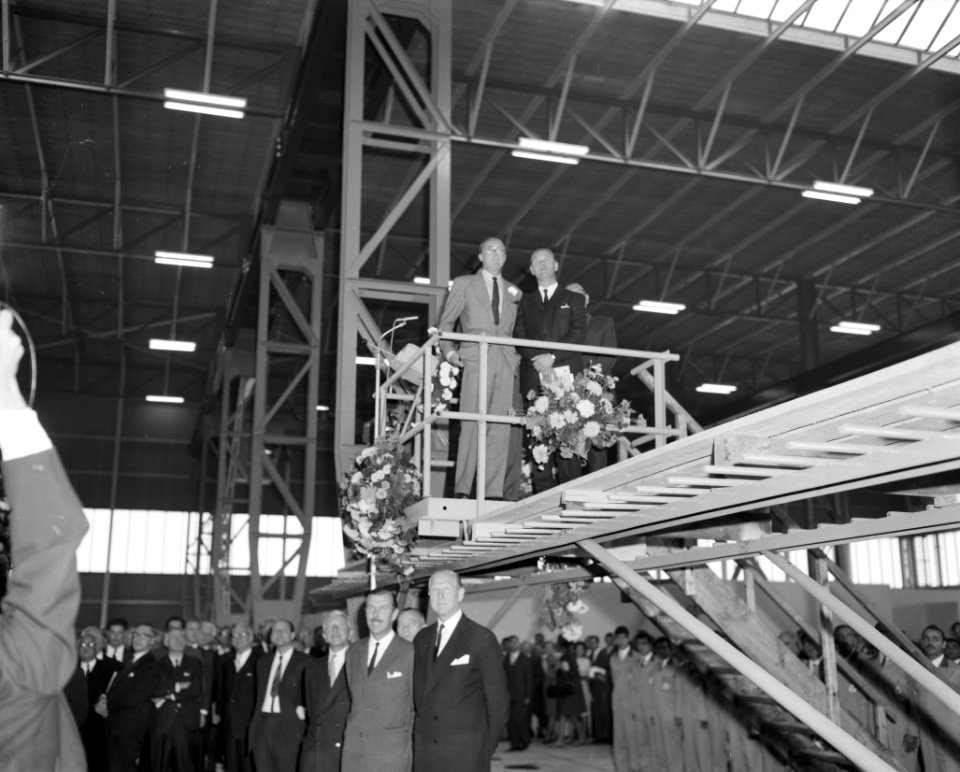 Prins Bernhard opende te Zaandam nieuwe fabriek Indeco Coignet NV , de Prins b, Bestanddeelnr 916-9360