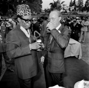 Prins Bernhard in Zaire (voorheen Belgisch Congo), Bernhard en Mobutu, Bestanddeelnr 926-6038