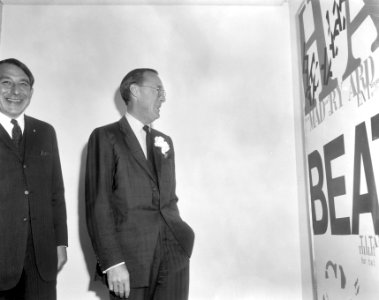 Prins Bernhard opende gebouw van de Turnac Tabacco Company NV, Bestanddeelnr 919-1265