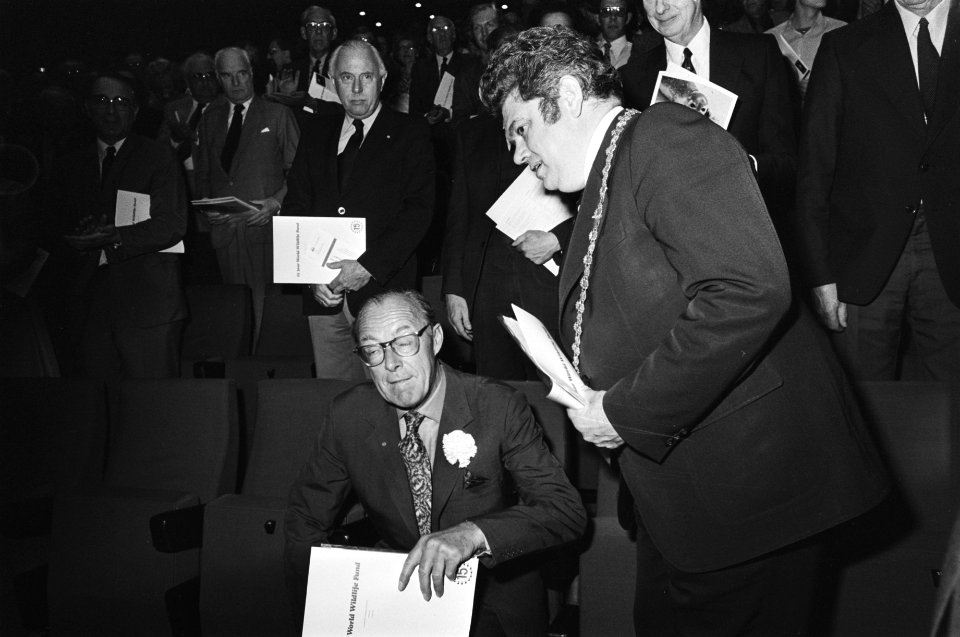 Prins Bernhard houdt openingsrede t.g.v. 15-jarig Wereld Natuur Fonds in Utrecht, Bestanddeelnr 928-5667