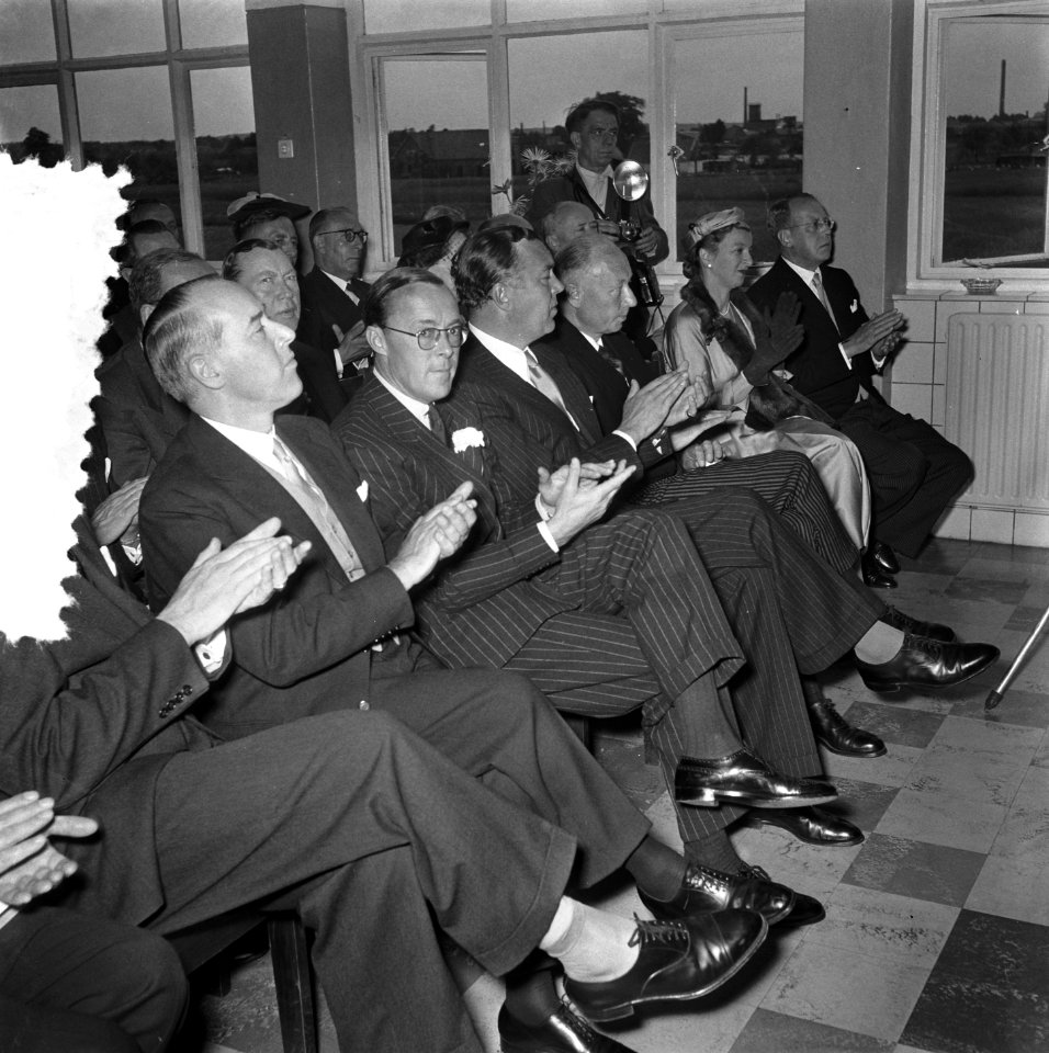Prins Bernhard en Prins Bertil (Zweden) openen SKF fabriek Veenendaal, Bestanddeelnr 906-5136