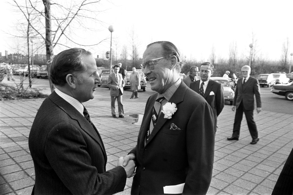 Prins Bernhard bij jubileumbijeenkomst t.g.v. 75 jaar Verbond van Nederlandse On, Bestanddeelnr 927-6171