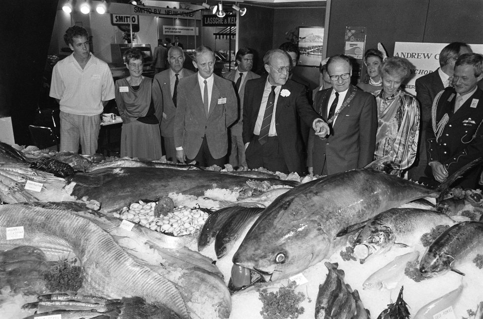 Prins Bernhard opende vakbeurs voor vishandel Vis 86 Hilversum, Bestanddeelnr 933-7670