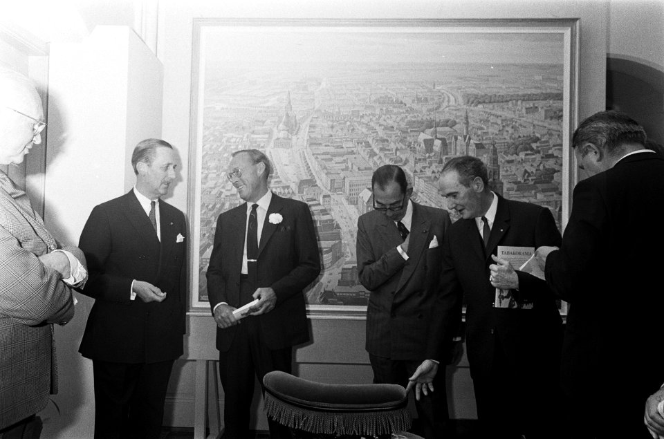 Prins Bernhard en het comité van ontvangst, Bestanddeelnr 922-5486