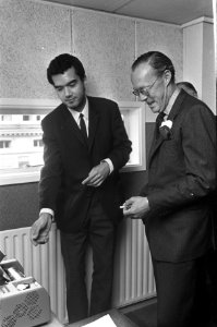 Prins Bernhard opent gerestaureerd pand van ANP in Den Haag, Bestanddeelnr 923-8420