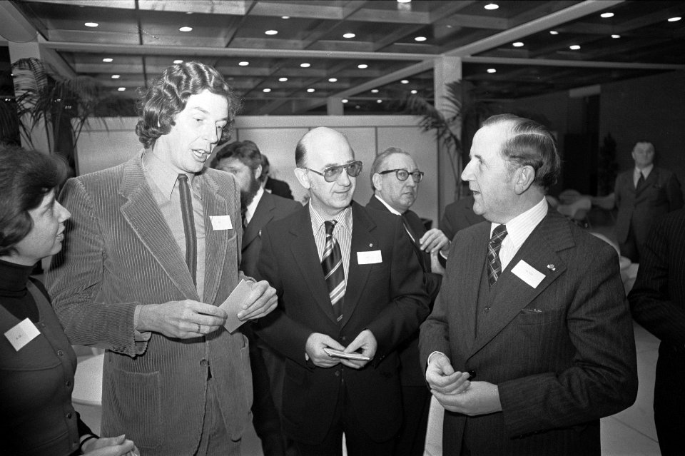 Prins Bernhard bij jubileumbijeenkomst t.g.v. 75 jaar Verbond van Nederlandse On, Bestanddeelnr 927-6169