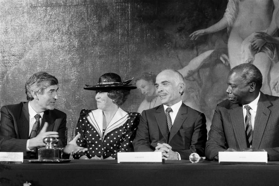 Premier Lubbers, Koningin Beatrix en Koning Hussein (Jordanië), Bestanddeelnr 934-4199
