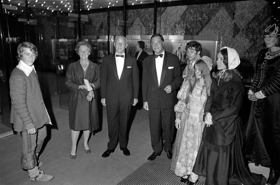 Premiere van de film Cromwell in Rotterdam Opdracht Columbia Film, Bestanddeelnr 923-8552