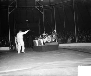 Premiere Circus Mikkenie, Bestanddeelnr 903-0353
