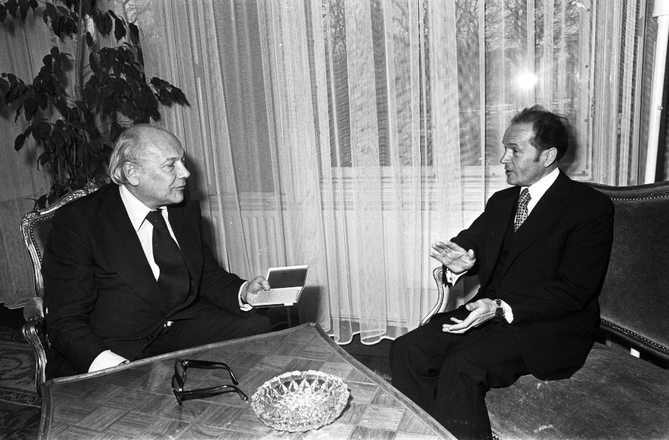 Premier Den Uyl ontvangt minister Buitenlandse Zaken van DDR, Oskar Fischer Fi, Bestanddeelnr 928-9934