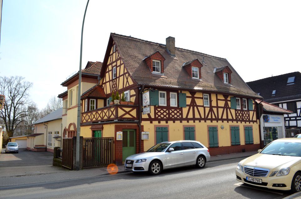 Praunheim, Alt-Praunheim 44