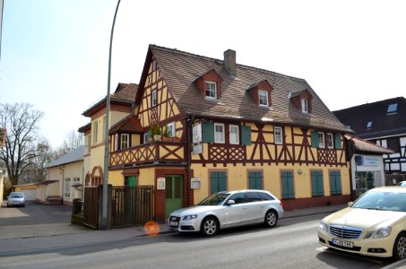 Praunheim, Alt-Praunheim 44