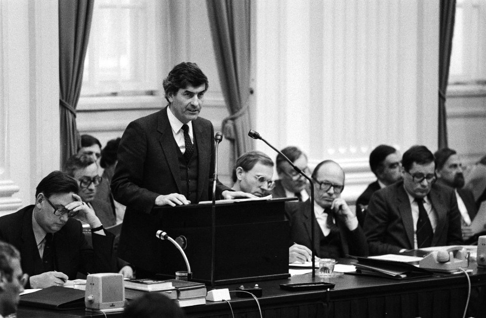 Premier Lubbers aan het woord, Bestanddeelnr 932-4103