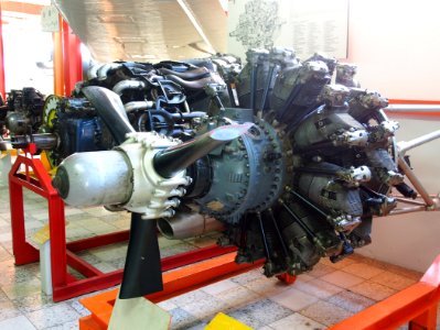 Pratt & Whitney R-2800-CB17 engine used in DC-6 and Convair 440, pic1