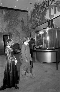 Premiere van de film Cromwell in Rotterdam Opdracht Columbia Film, Bestanddeelnr 923-8551