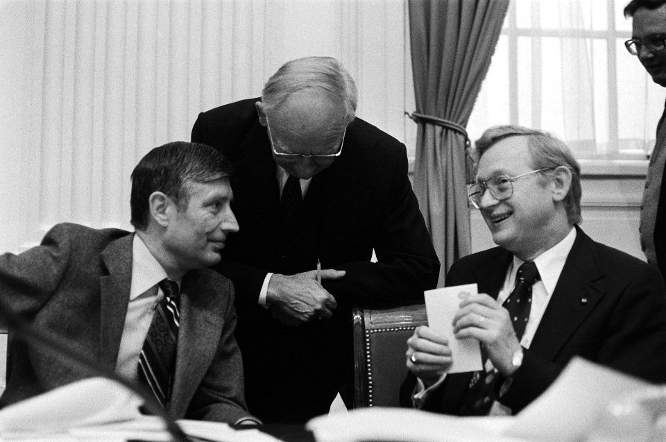 Premier van Agt, kamervoorzitter Vondeling, minister Andriessen, minister van Aa, Bestanddeelnr 930-2332