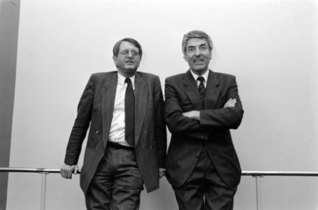 Premier Ruud Lubbers (r) en lijsttrekker voor Europees Parlement Jean Penders, Bestanddeelnr 934-4610