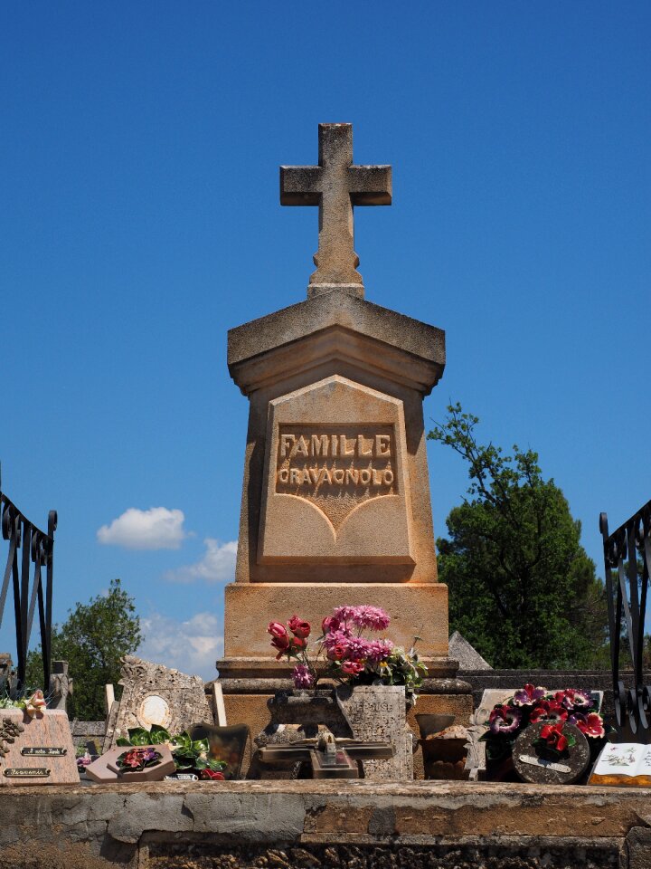 Graves gravestone old cemetery