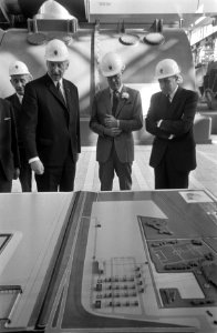 Prins Bernhard opent Flevocentrale van de Provinciale Geldersche Electriciteits , Bestanddeelnr 922-8591