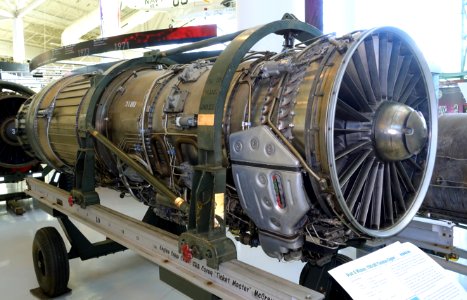 Pratt & Whitney F100-100 turbofan engine, 1968 - Evergreen Aviation & Space Museum - McMinnville, Oregon - DSC00869