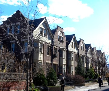 Pratt houses Steuben St jeh