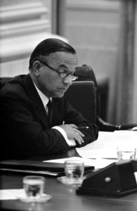 Premier Piet de Jong, Bestanddeelnr 922-5892