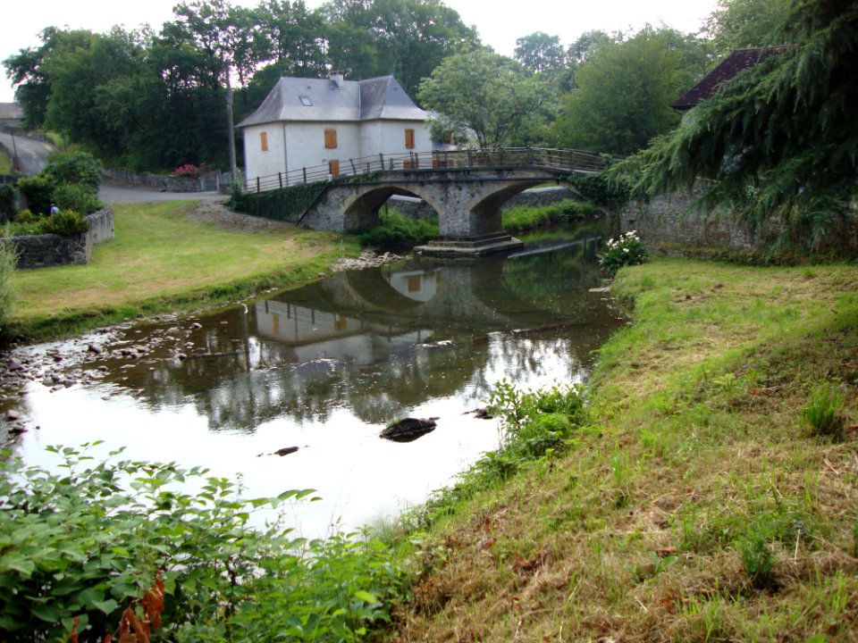 Préchacq-Josbaig (Pyr-Atl, Fr) pont sur le Joos