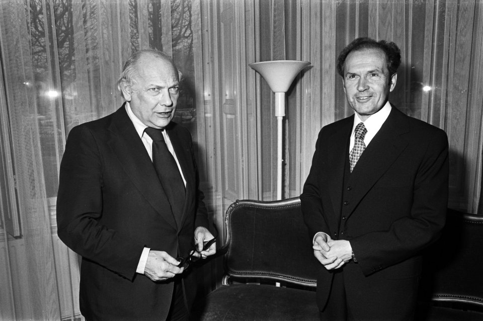 Premier Den Uyl ontvangt minister Buitenlandse Zaken van DDR, Oskar Fischer, Bestanddeelnr 928-9932