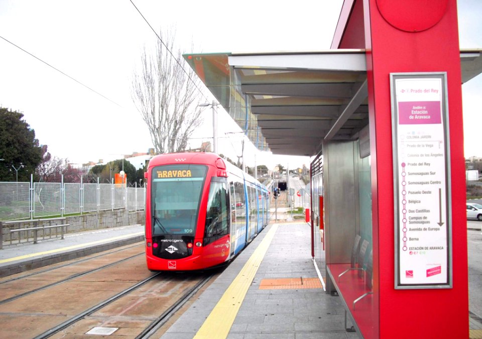 Pozuelo de Alarcón - Estación de Prado del Rey (Metro Ligero ML2) 1