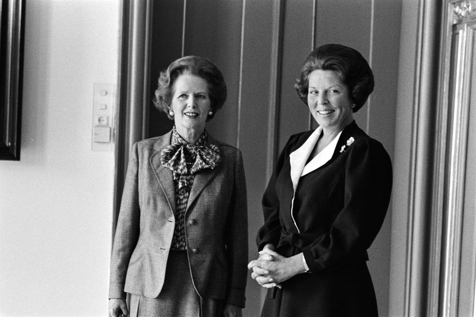 Premier Thatcher (l) en koningin Beatrix, Bestanddeelnr 932-7042