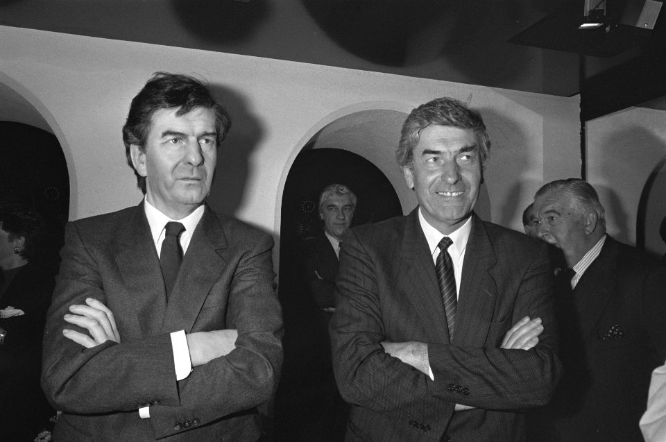 Premier Lubbers met evenbeeld in wassenbeeldenmuseum Madam Tussaud in Amsterdam, Bestanddeelnr 934-2585