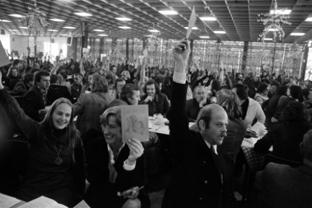 PPR-congres in Utrecht Ria Beckers en Bas de Gaay Fortman tijdens een van de st, Bestanddeelnr 929-0017