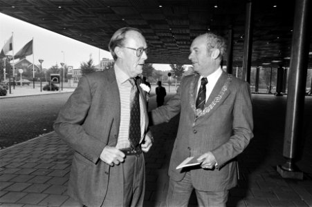 Pr Bernhard opent Nederl-Duits Mijnbouwdesk Congres in Congresgeb te Den Haag , Bestanddeelnr 928-7958