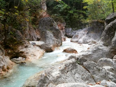 Pozar gorge 8265378