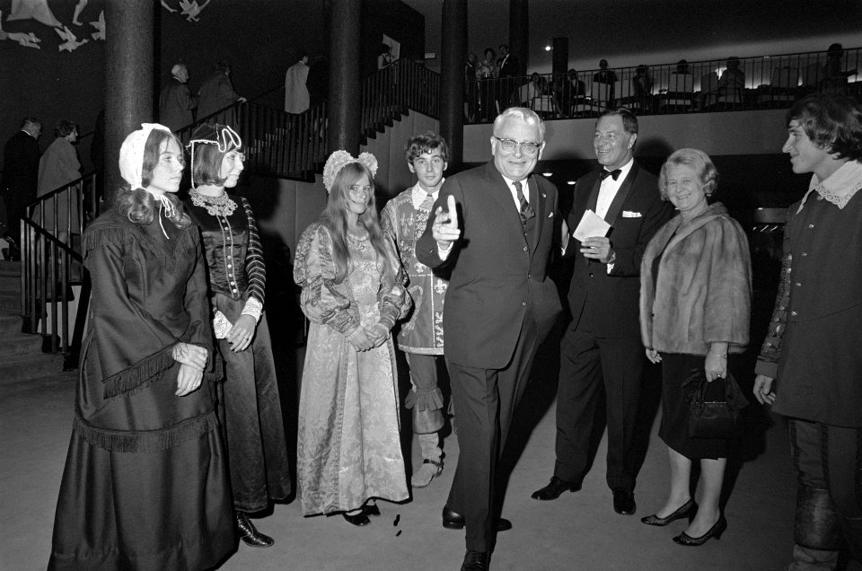 Premiere van de film Cromwell in Rotterdam Opdracht Columbia Film, Bestanddeelnr 923-8549