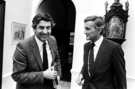 Premier Lubbers ontvangt Piet Dankert, voorzitter van het Europees Parlement, Bestanddeelnr 932-5808