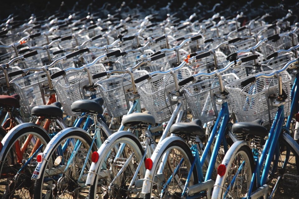 Row cycling baskets