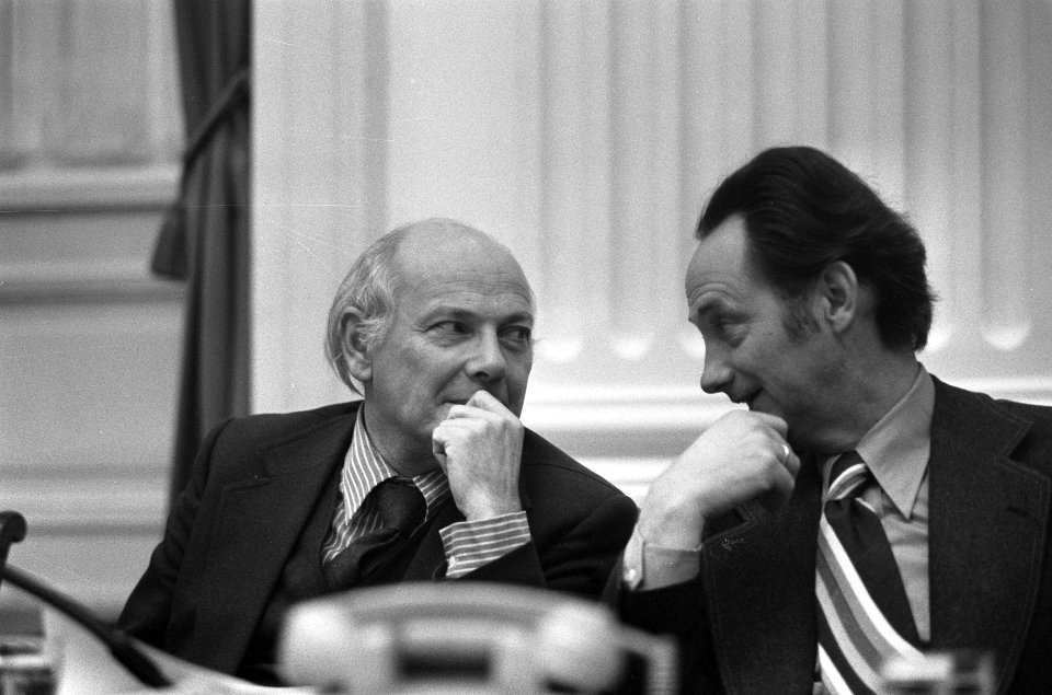 Premier Den Uyl en minister Boersma (rechts), Bestanddeelnr 926-8972