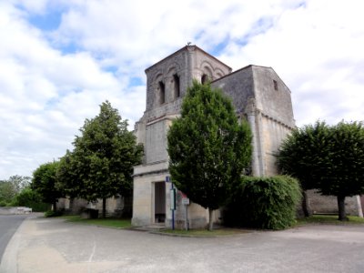 Préguillac (Charente-Maritime) Église Saint-Eulalie PA00104854 la tour